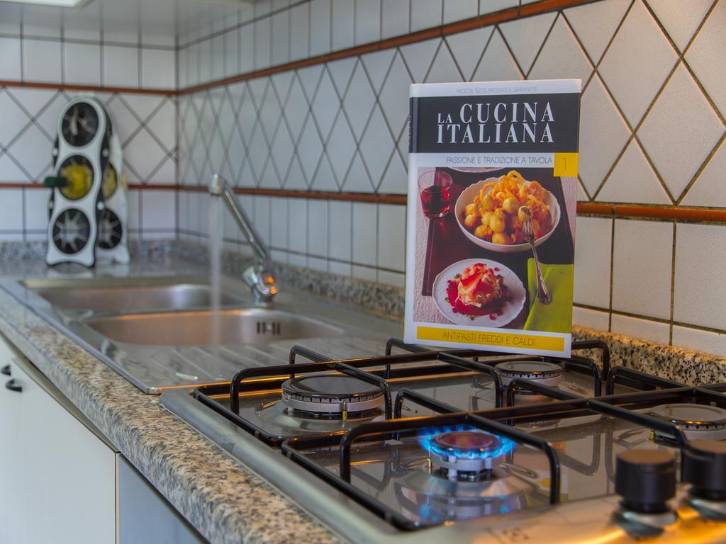Gelso Bianco Apartments Campofelice di Roccella Kültér fotó