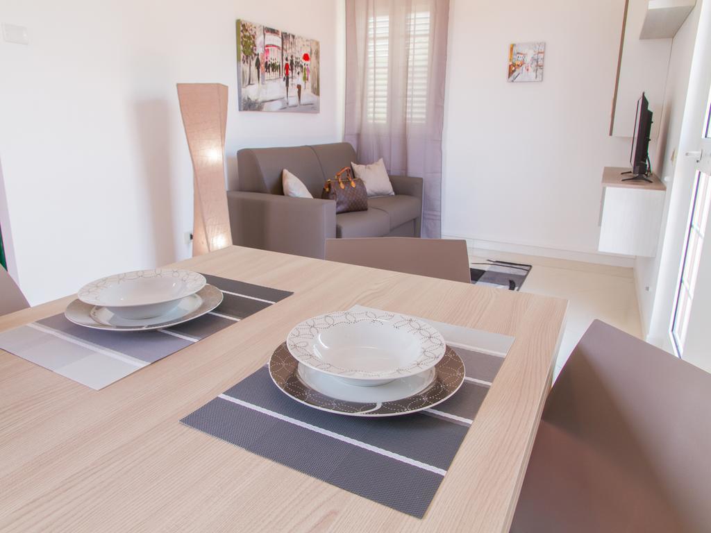 Gelso Bianco Apartments Campofelice di Roccella Kültér fotó