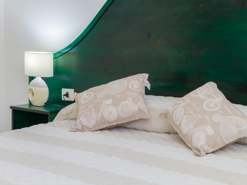 Gelso Bianco Apartments Campofelice di Roccella Kültér fotó